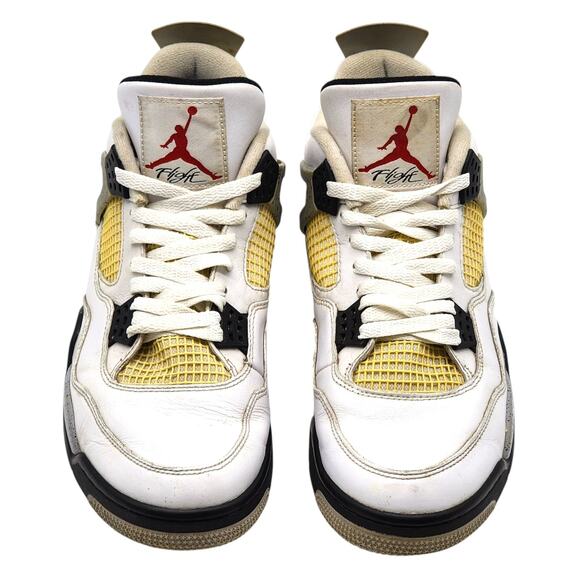 Athletic_Shoes